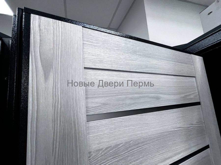 TRUST MASS MP Антрацит букле Ясень ривьера айс стальная дверь