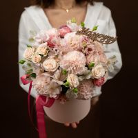 Шляпная коробка "Маме" размер М