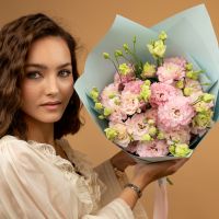 розовая эустома 9