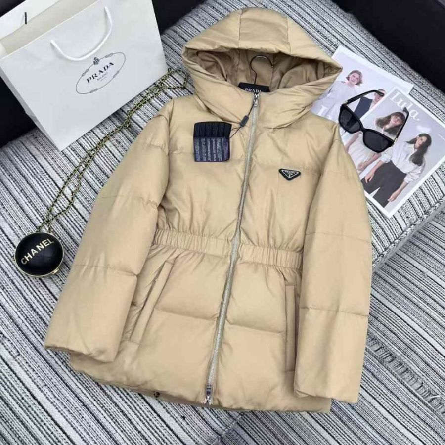 Пуховик женский PRADA Re-Nylon down
