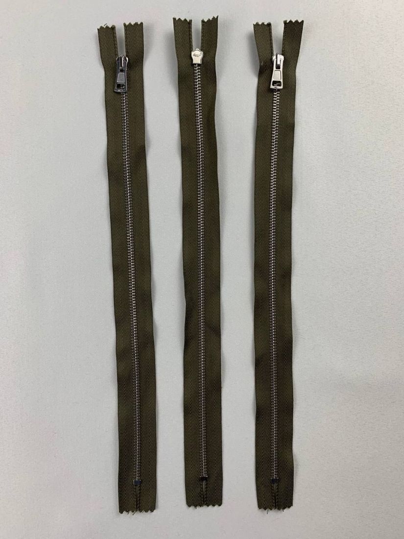 Молния металлическая