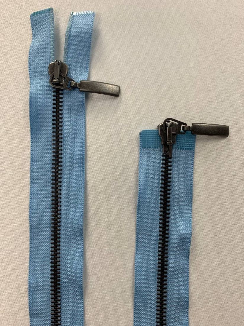 Молния металлическая