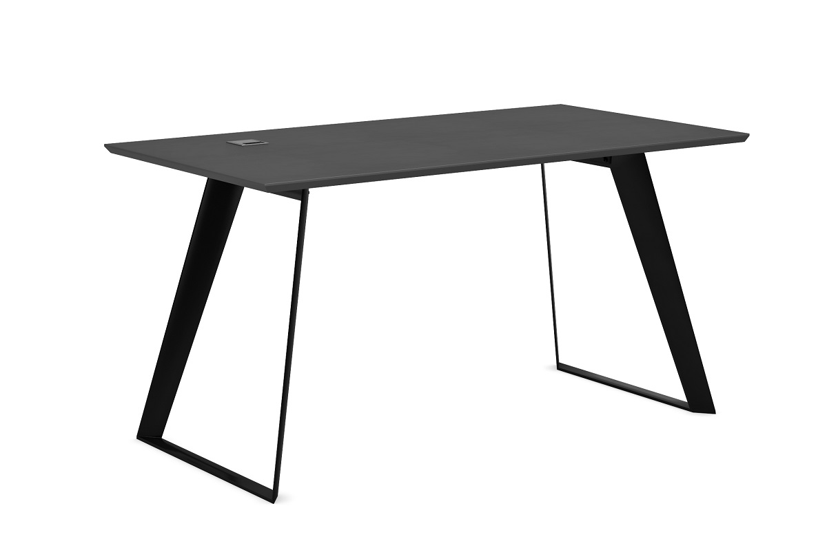 Стол письменный на металлических опорах