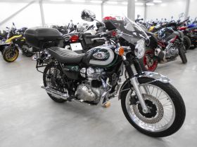 KAWASAKI W800