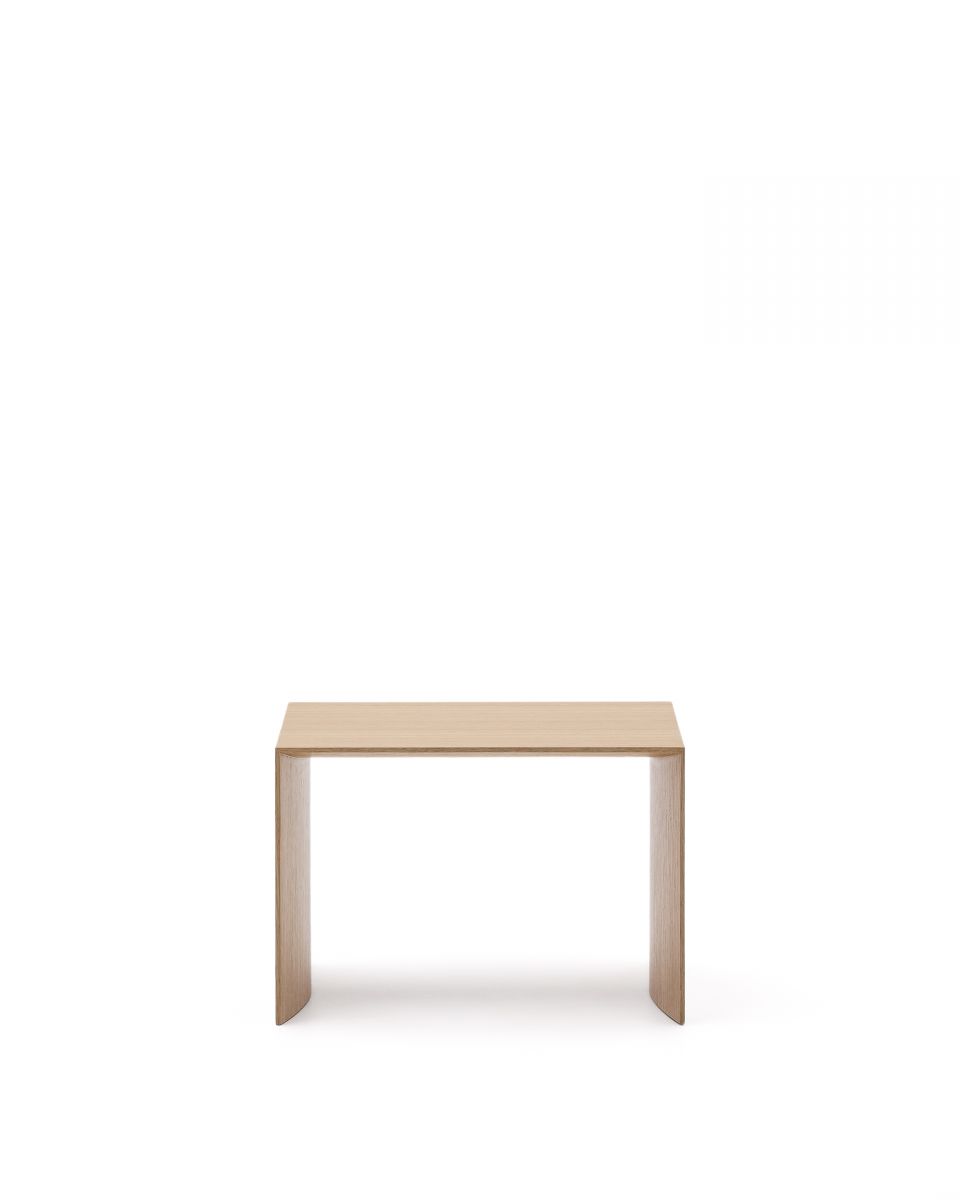 Litto Приставной столик из шпона дуба натурального цвета 55 x 40 см Litto Приставной столик из шпона дуба натурального цвета 55 x 40 см