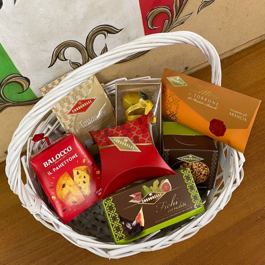 Корзина Деда Мороза