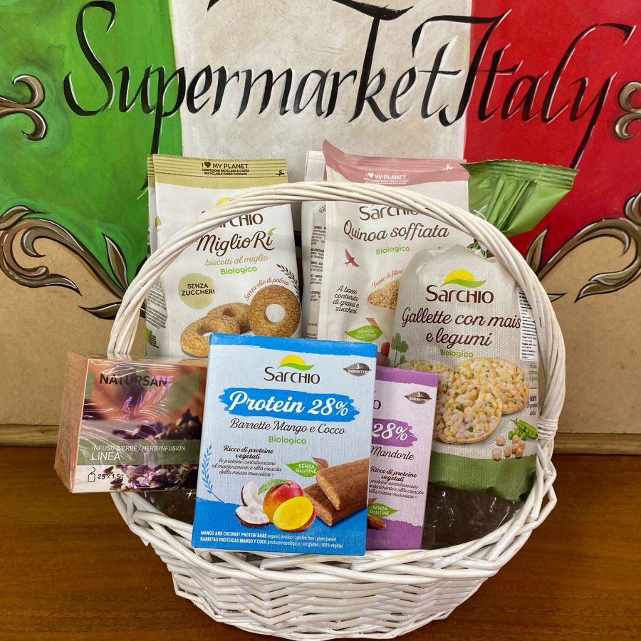 Подарочная корзина Спортсменам и красавицам