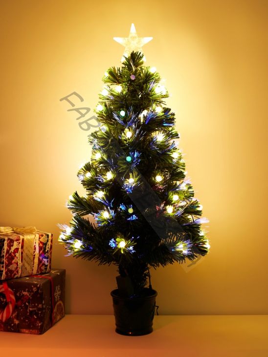 Ёлка светодиодная «Огонёк» 90 см, диаметр нижнего яруса 50 см, 79 ПВХ веток, мигание, свечение мульти