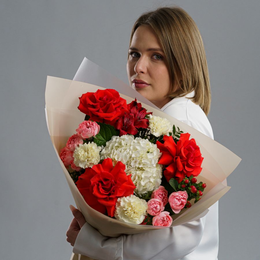 Авторский  букет с французской розой "Нина"