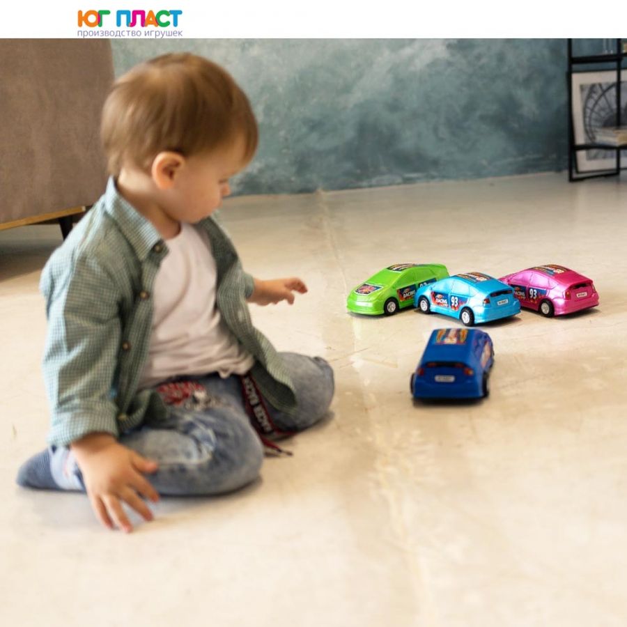 Машинка гонка "Петруша"