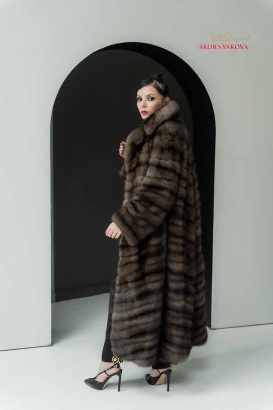 Роскошная шуба из баргузинского соболя