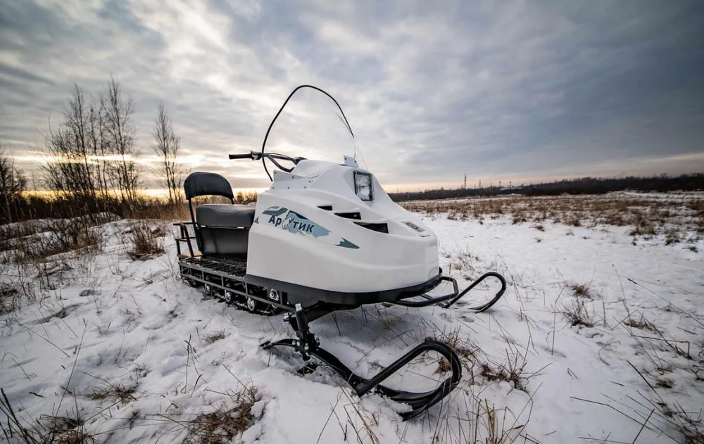 Снегоход БТС "АРКТИК 4Т / ЛОНГ" 18.5 л.с. э/зап, реверс, тормоз