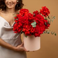 15 французских роз в шляпной коробке (сорт Нина)
