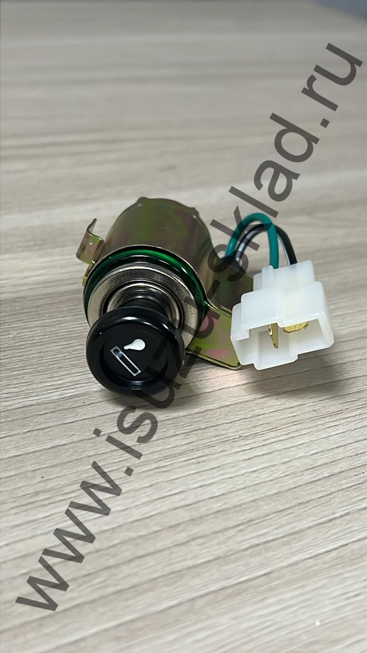 Прикуриватель nqr71/75/90/npr75/nmr85/nlr85/fvr34/cyz51