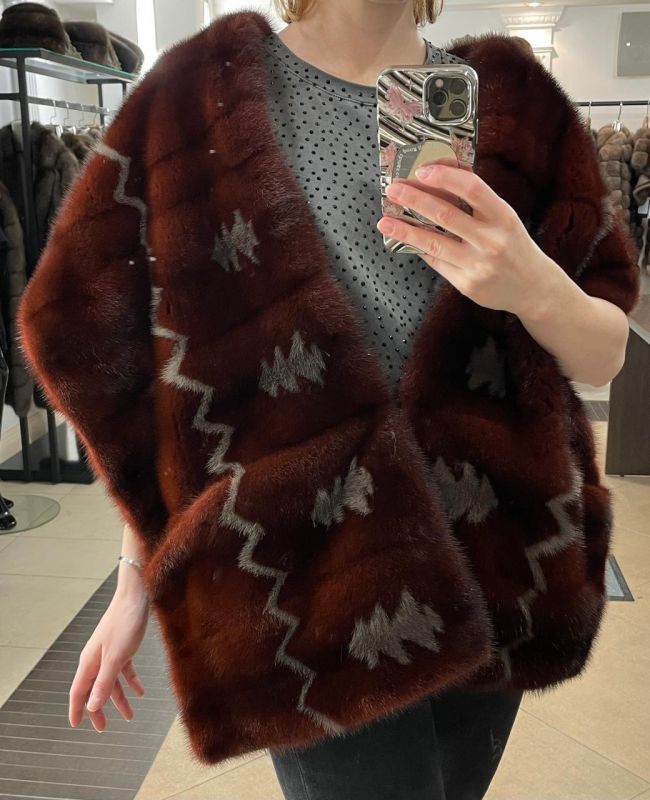 Уникальный шарф - палантин с инкрустацией из норки с карманами