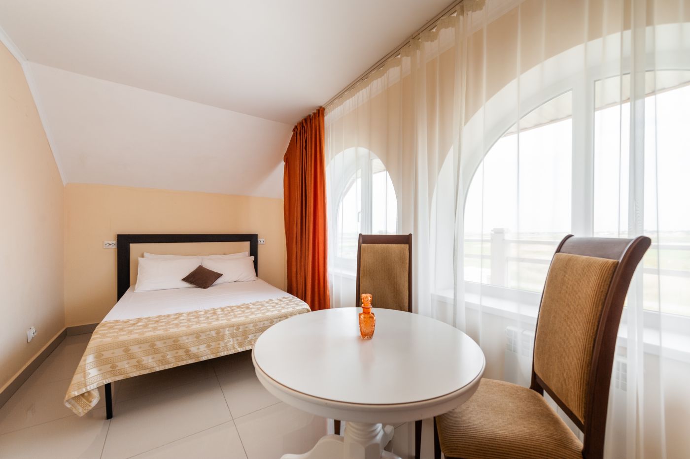 Акция - Стандартный номер с балконом на 2 гостей и видом во двор в (Корпус К)