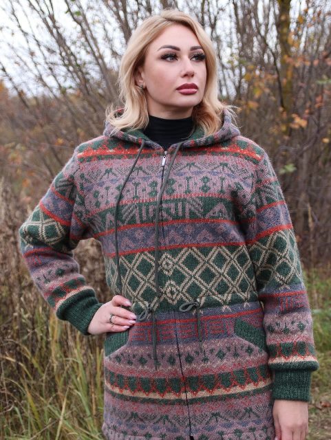 Куртка женская из Исландской шерсти 03124-06