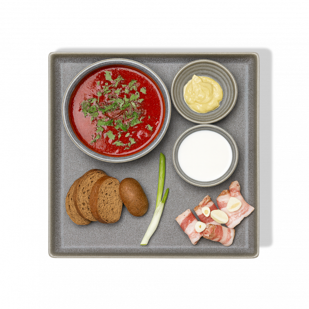 Борщ с салом и ржаным хлебом