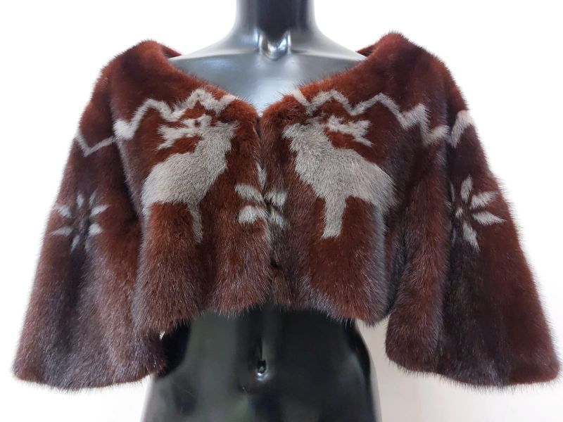 Накидка-болеро из меха норки с интарсией "Зимняя сказка"