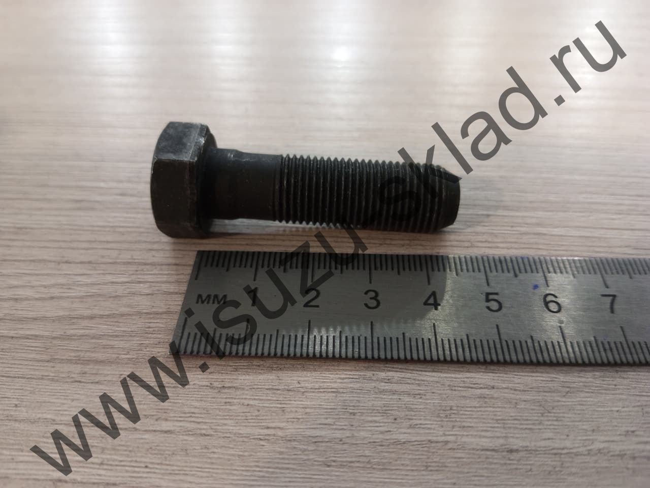 Болт маховика (4jj1) nmr85/nlr85 (Isuzu)