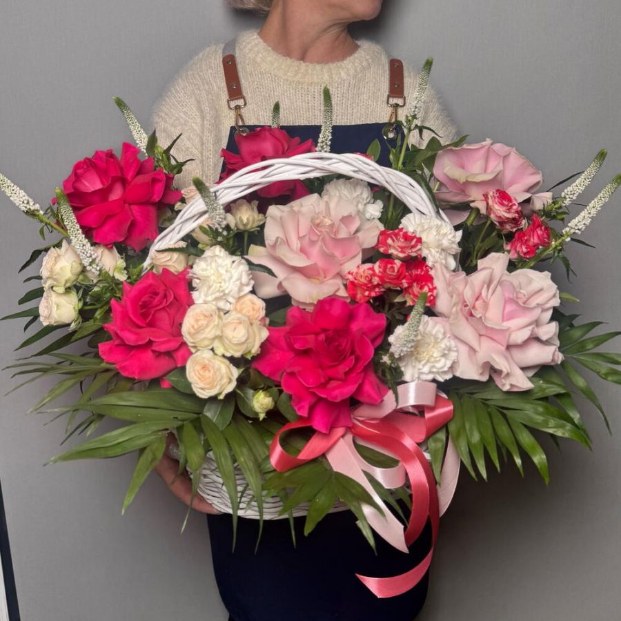 Корзина «Розовая симфония» 