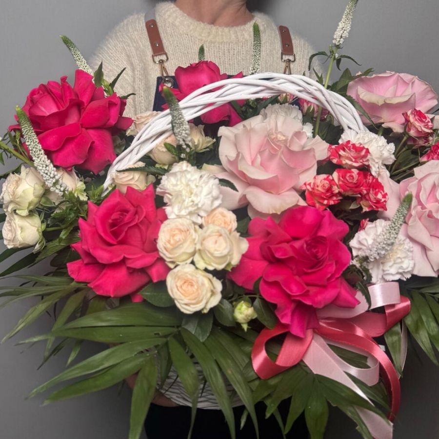 Корзина «Розовая симфония» 