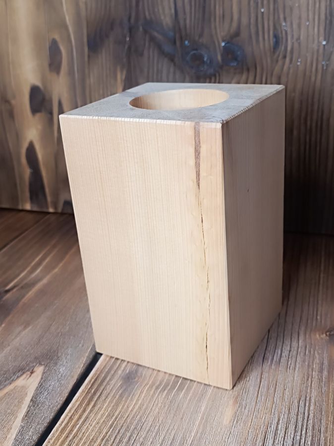 Подсвечник, Массив сосны, 10*10*15, брак