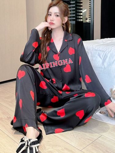 Пижама шелк с брюками  AIPINGNA 5307 (черная с красными сердечками)