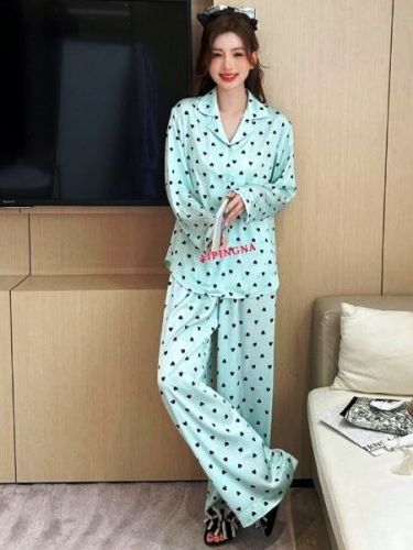 Пижама шелк с брюками  AIPINGNA 5312 (черная сердце)