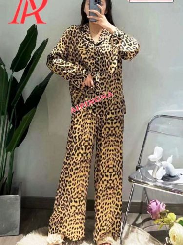 Пижама шелк с брюками  AIPINGNA 80278(леопард)