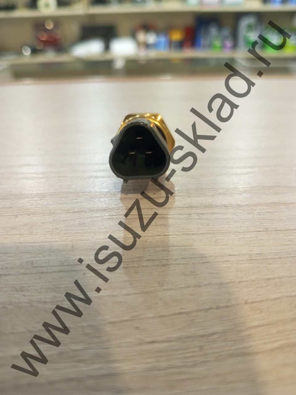 Датчик температуры охл жидкости двс nqr71/75/90/npr75/nmr85/nlr85/fsr90/fvr34/Богдан/Симаз (Isuzu)