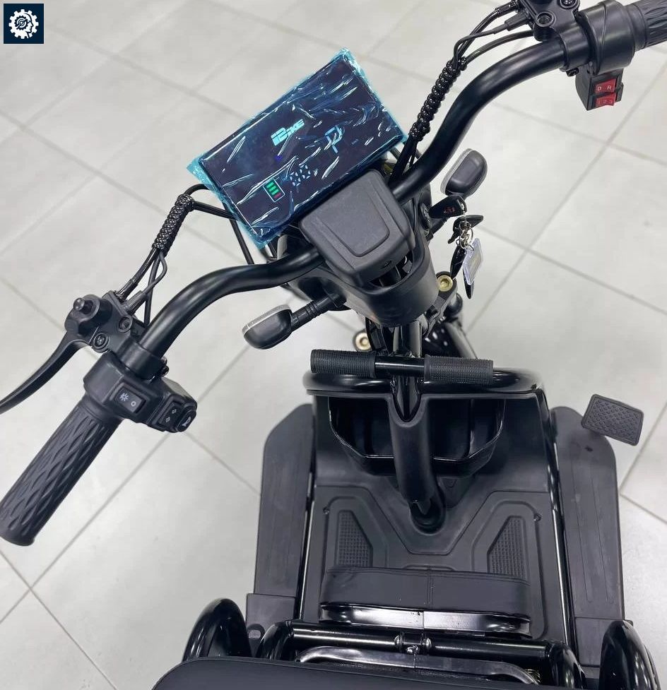 Панель приборов и руль