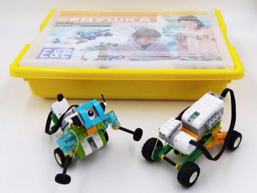 Набор для занятий робототехникой Ведушка с пластиковым боксом для хранения деталей (сборка 45300-00)