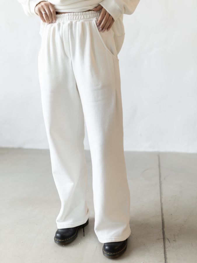 Брюки из конопли молочные с начесом