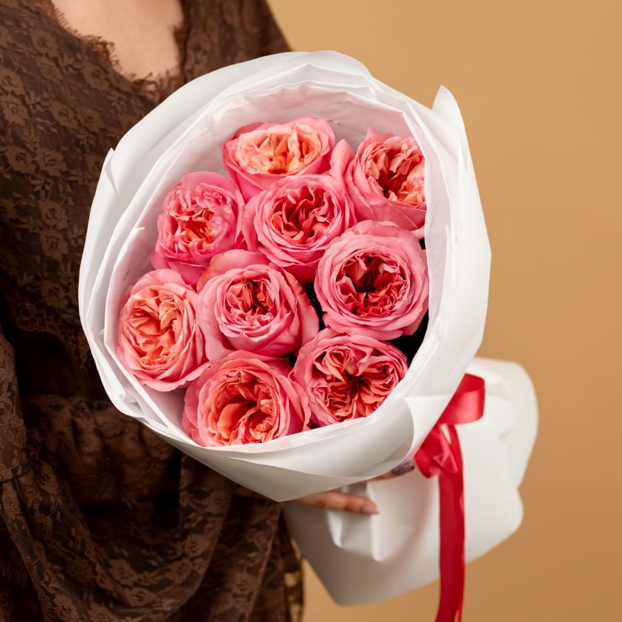 Букет Нежный поцелуй  из элитных роз Пинк Экспрешен от 7 шт. 60 см.