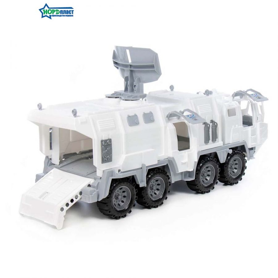 Военный тягач "Арктика" с кунгом