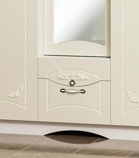 Шкаф распашной 3-х дверный "Ольга 10" для одежды и белья