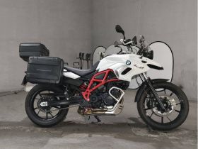 BMW F700GS