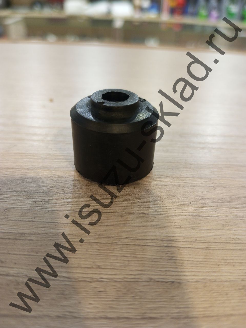 Втулка тяги стабилизатора переднего hino300