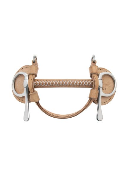 Трензель с усиками, прямой в коже. С подбородочным ремнем. Грызло 21мм. Кольца 60мм