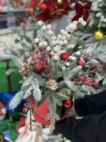 Композиция из нобилиса с игрушками