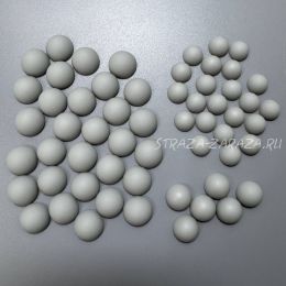 Микс полубусин серого цвета