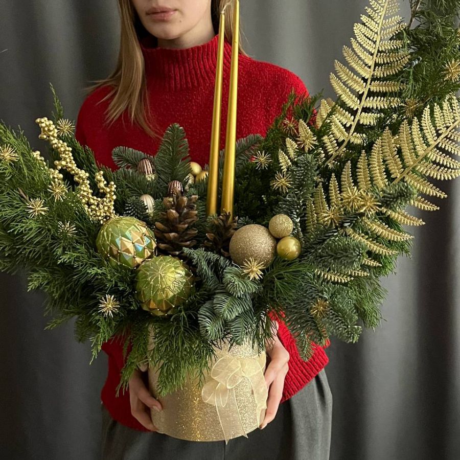 Золотая композиция