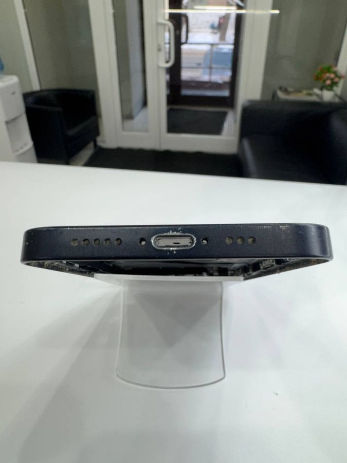 Apple iPhone корпус 12 сборе со шлейфами, стеклом камеры оригинал с разбора (снятый) царапины черный