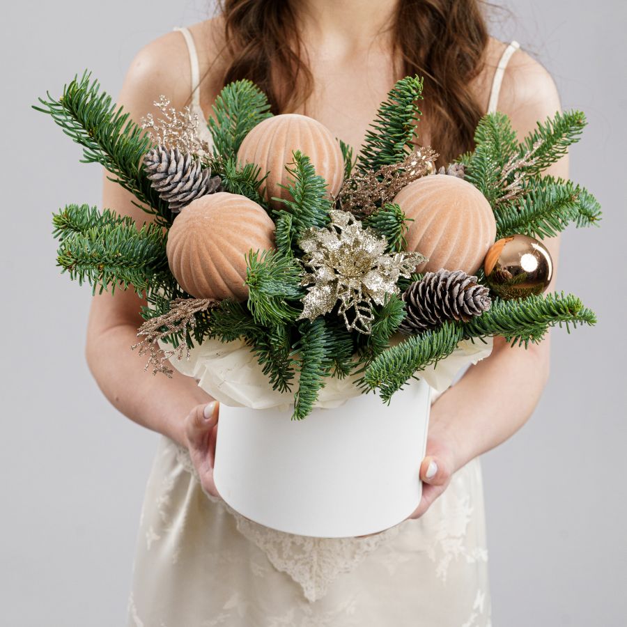 Хвойная композиция "Шампань"