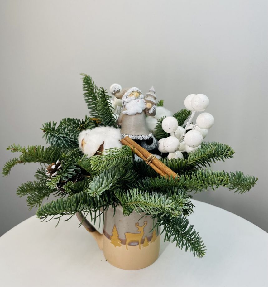 Новогодняя композиций "Кружка с Дедом Морозом"