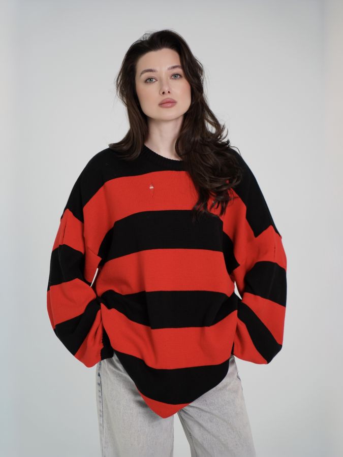 Свитер Курт с затяжками