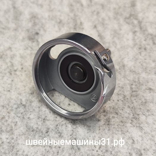Челнок горизонтальный Brother. Диаметр под шпуледержатель 40,2 мм.     Цена 1700 руб.