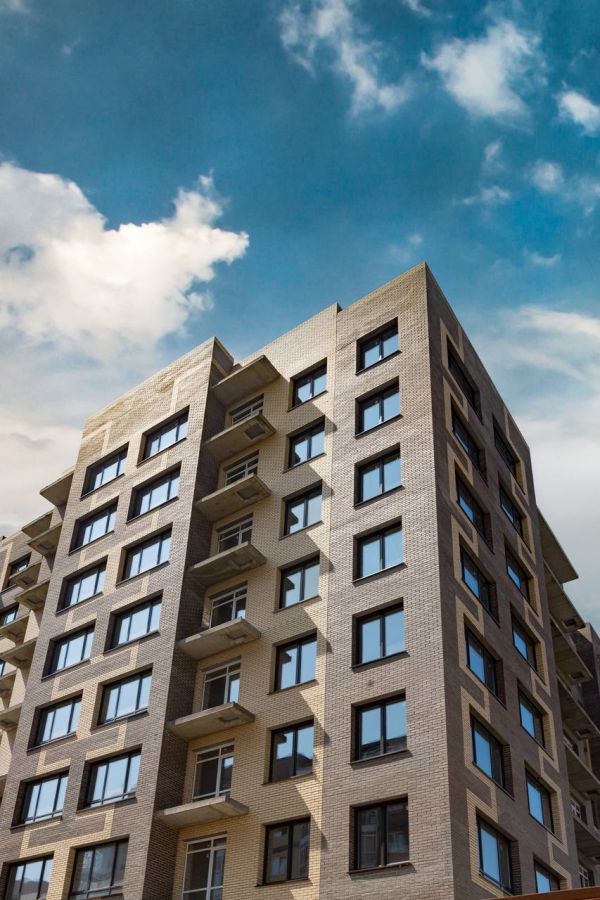 3-комнатная квартира 97кв.м.Генерала Тихонова 7