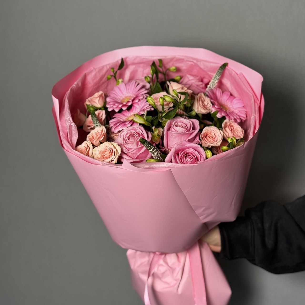 Розовый букетик с Герберами